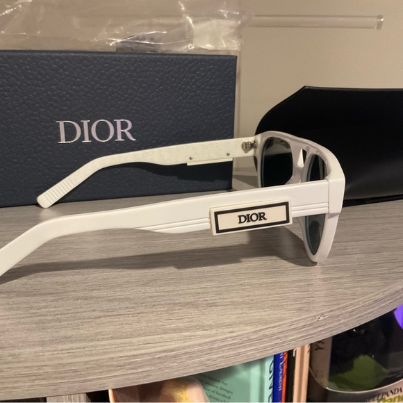 Brand New Dior White Monogram Unisex Sunglasses - Picture 4 of 8
